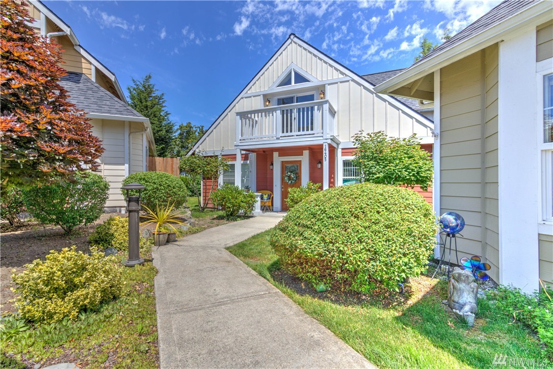 16405 33rd Ave W Unit 2 Unit 2 Lynnwood WA 98037