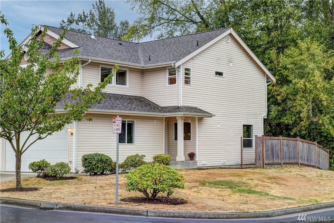 1608 Hollow Dale Pl Everett WA 98204