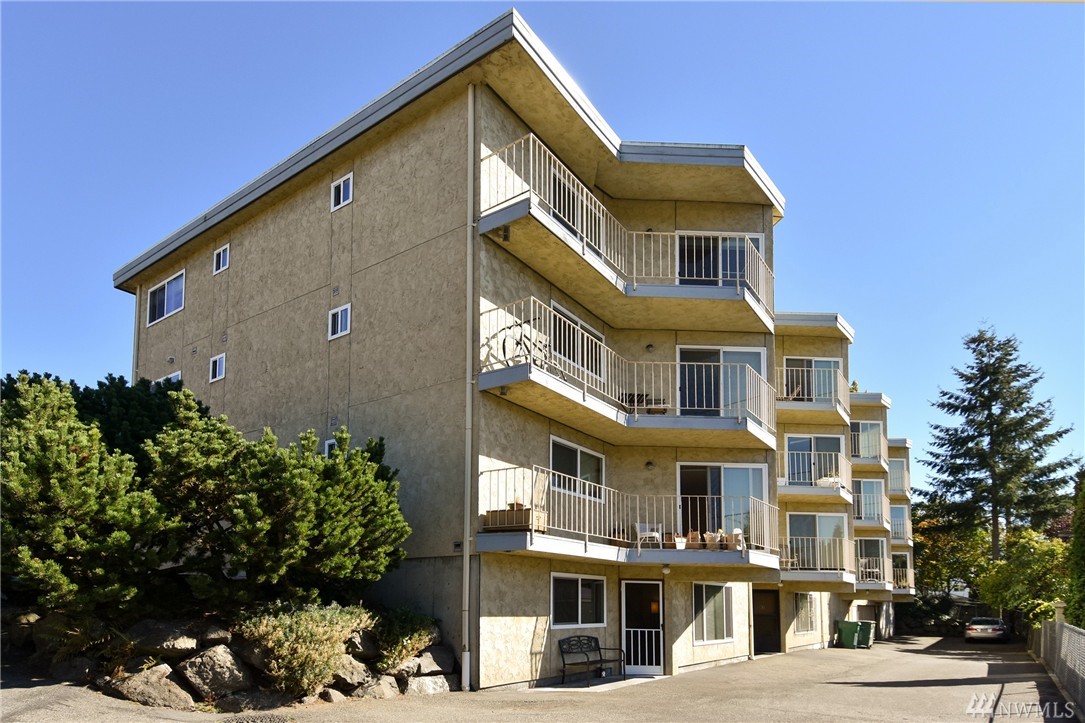 135 N 105th St Unit B1 Unit B1 Seattle WA 98133