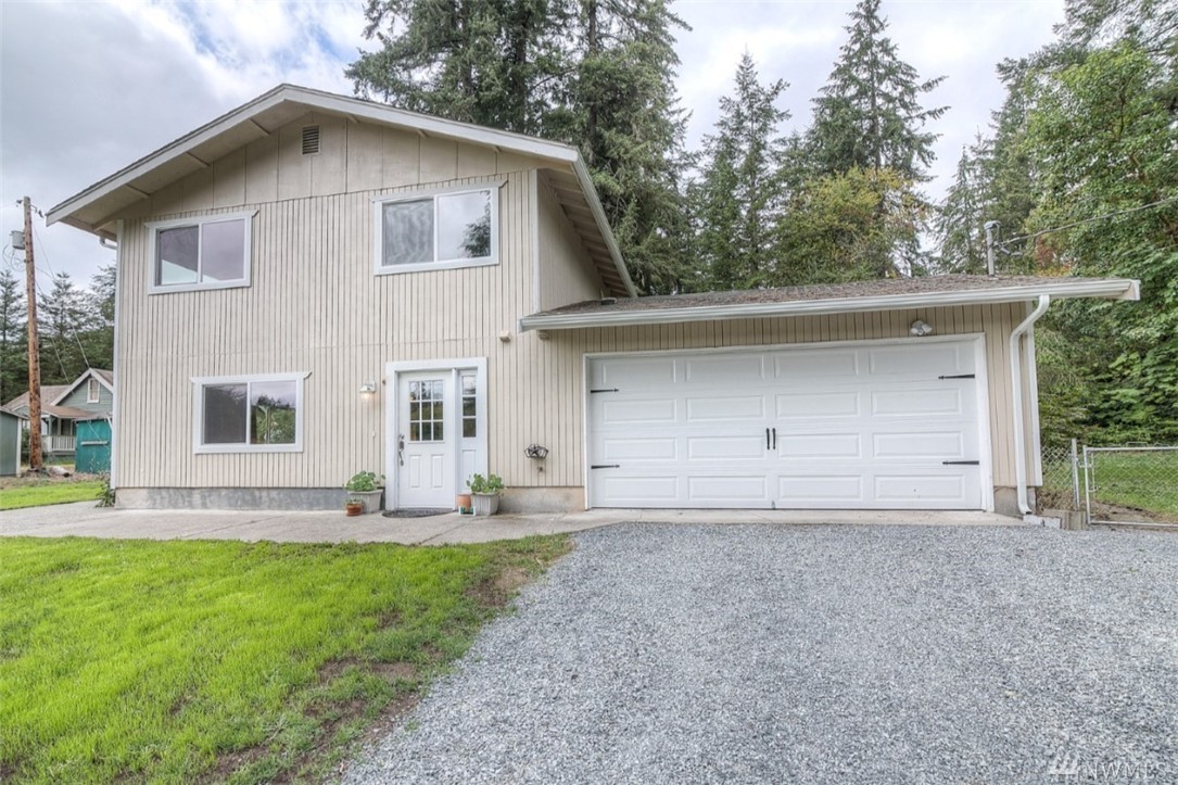 2240 SW Rapids Dr Burley WA 98367