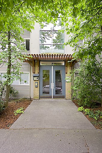 2111 E John St Unit 304 Unit 304 Seattle WA 98112