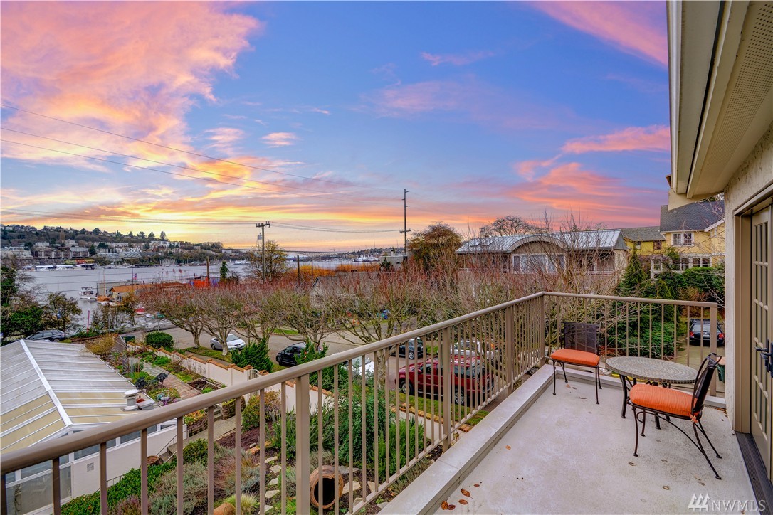 2059 Minor Ave E Unit 11 Unit 11 Seattle WA 98102