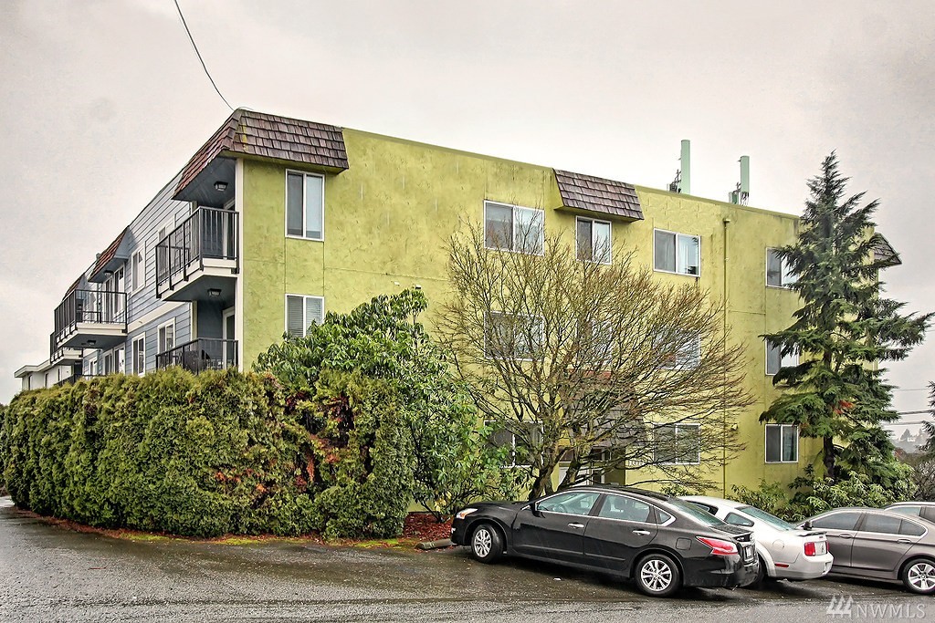 10110 Greenwood Ave N Unit 202 Unit 202 Seattle WA 98113