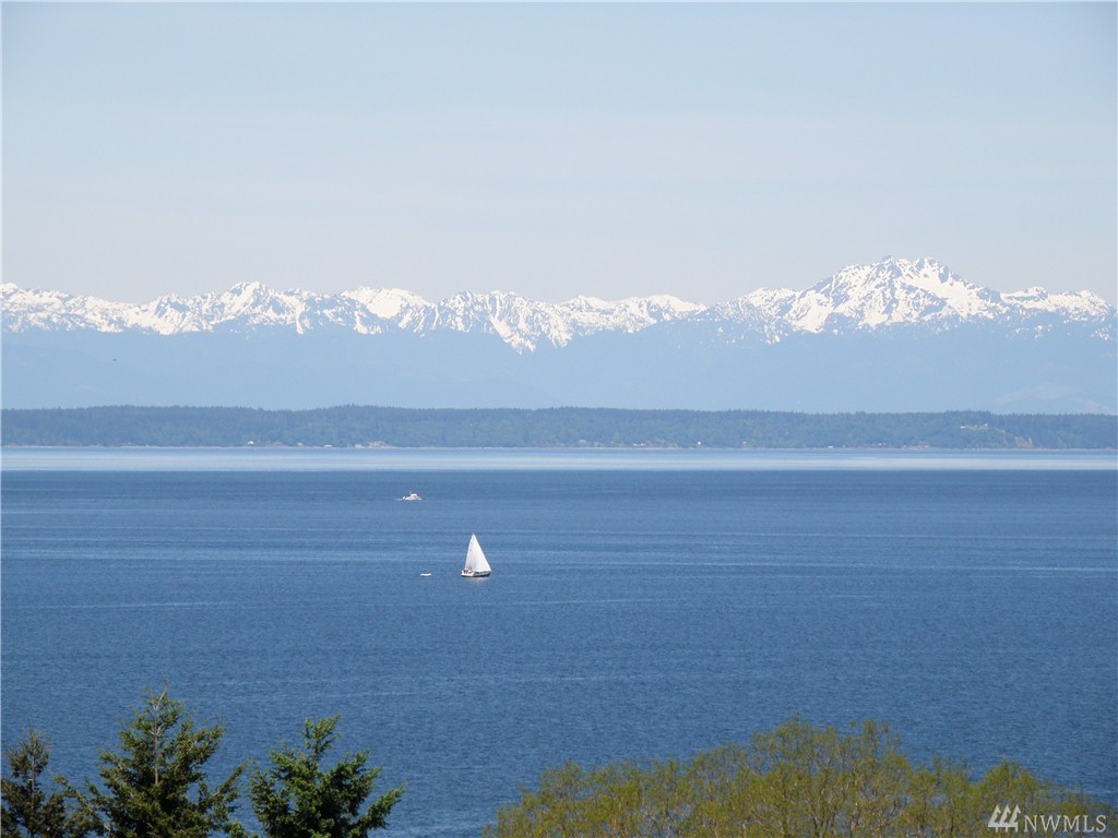 101 B Chinook Lane Steilacoom WA 98388