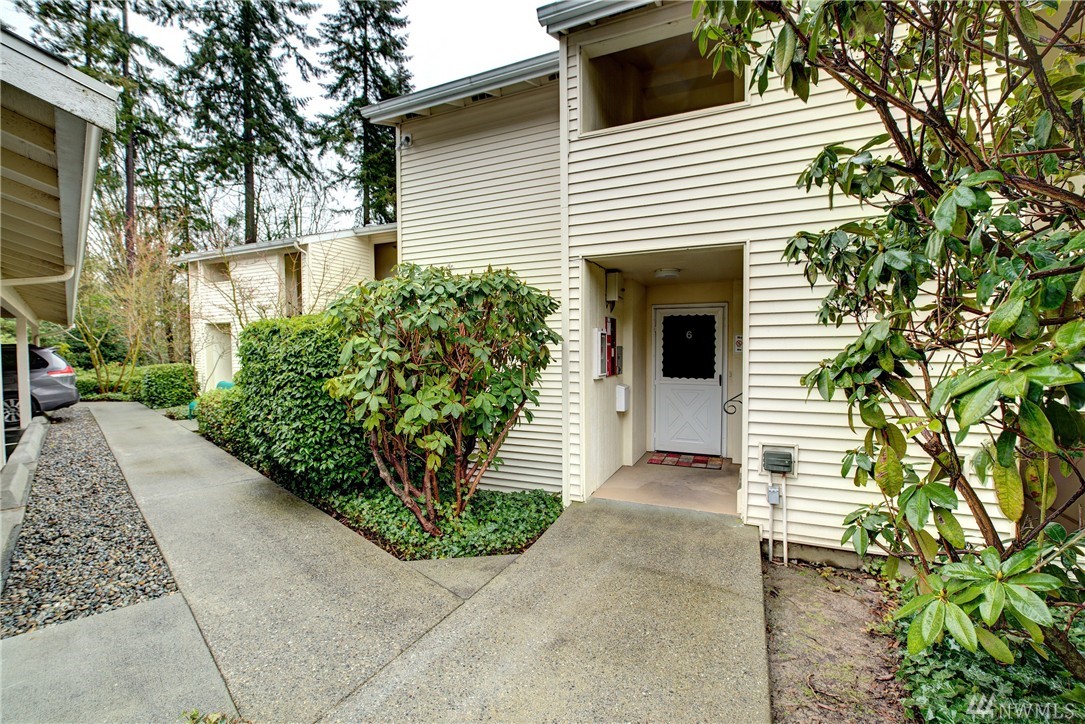 21203 58th Ave W Unit 3 Unit 3 Mountlake Terrace WA 98043