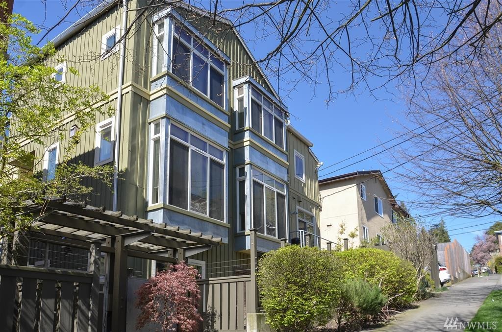 3671 Dayton Ave N Unit 1 Unit 1 Seattle WA 98103