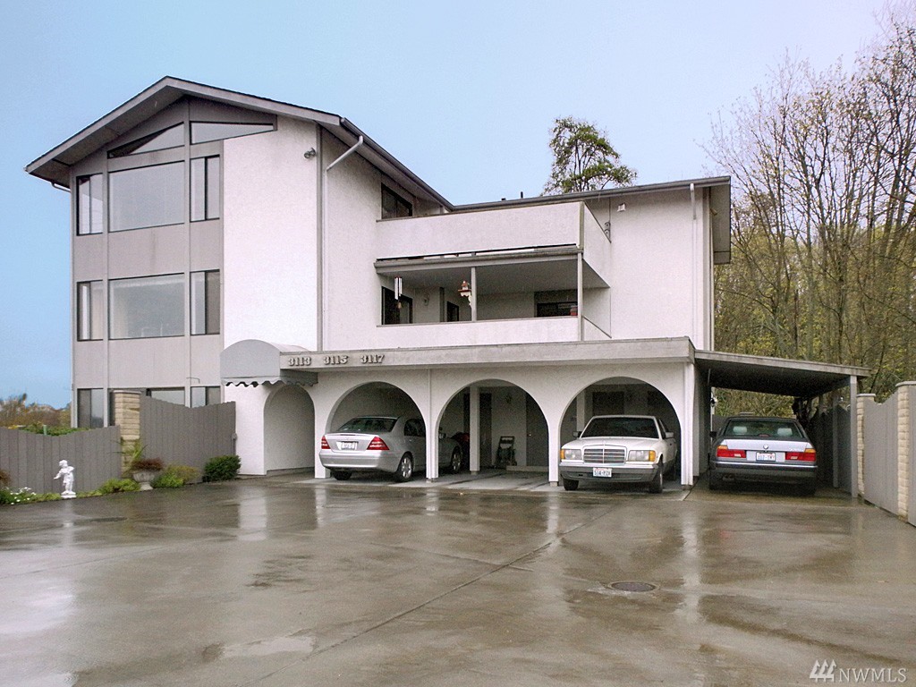 3113 W Harley St Unit 3117 Unit 3117 Seattle WA 98199