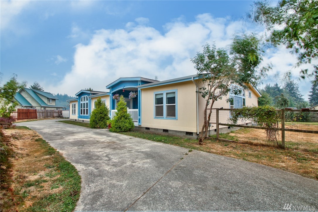 603 Shiloh Ln Unit  Hamilton WA 98255