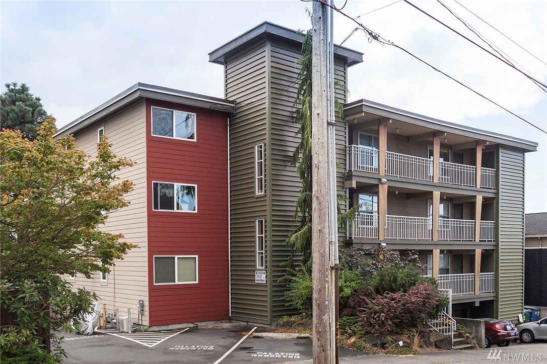 121 N 46th St Unit 401 Unit 401 Seattle WA 98103