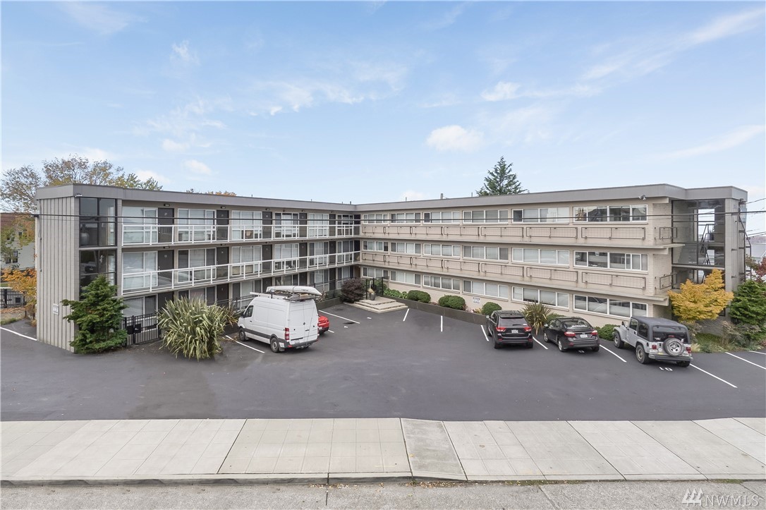 3151 Alki Ave SW Unit 12 Unit 12 Seattle WA 98116