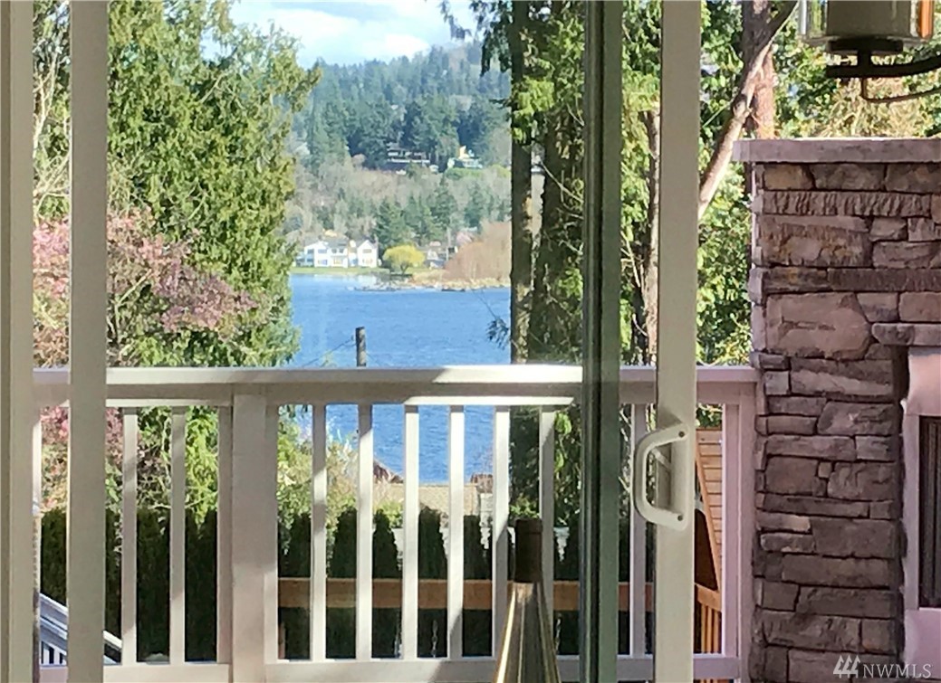 9942 SE 39th St Mercer Island WA 98040