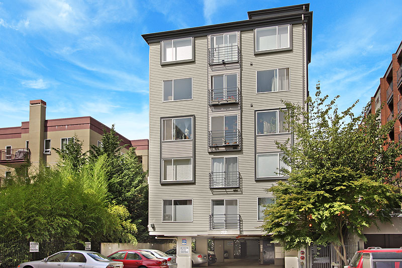 712 E Denny Way Unit 301 Unit 301 Seattle WA 98122