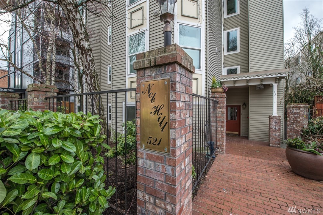 521 Summit Ave E Unit 401 Unit 401 Seattle WA 98102