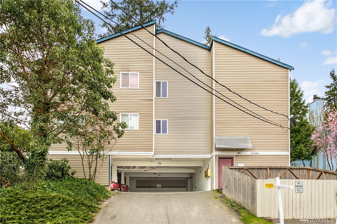 14344 Stone Ave N Unit 32 Unit 32 Seattle WA 98133