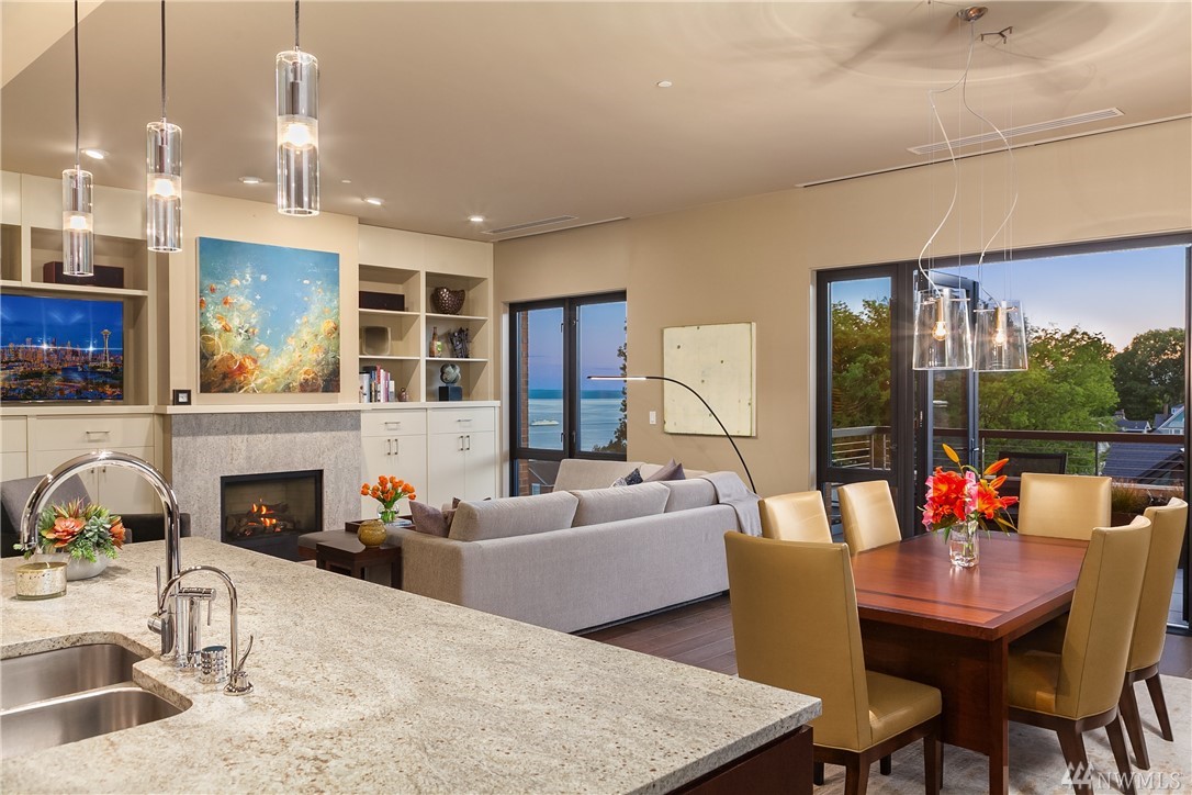 200 W Highland Dr Unit 504 Unit 504 Seattle WA 98119