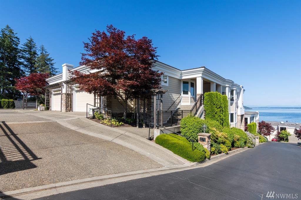 7305 Soundview Dr Unit 102 Unit 102 Gig Harbor WA 98335