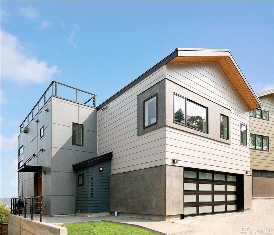 3225 SW WestBridge Pl Unit  Seattle WA 98126