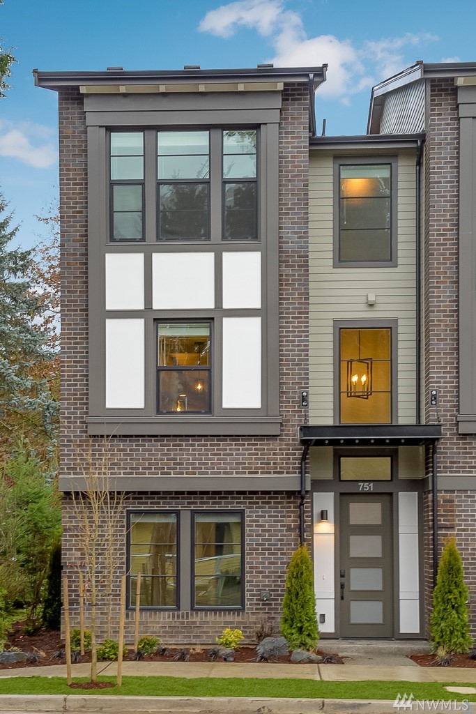 751 4th Ave NW Unit 11 Unit 11 Issaquah WA 98027