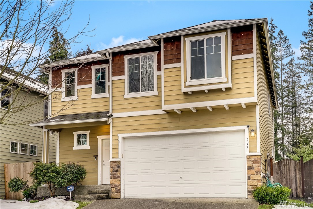 924 141st Ln SW Lynnwood WA 98087