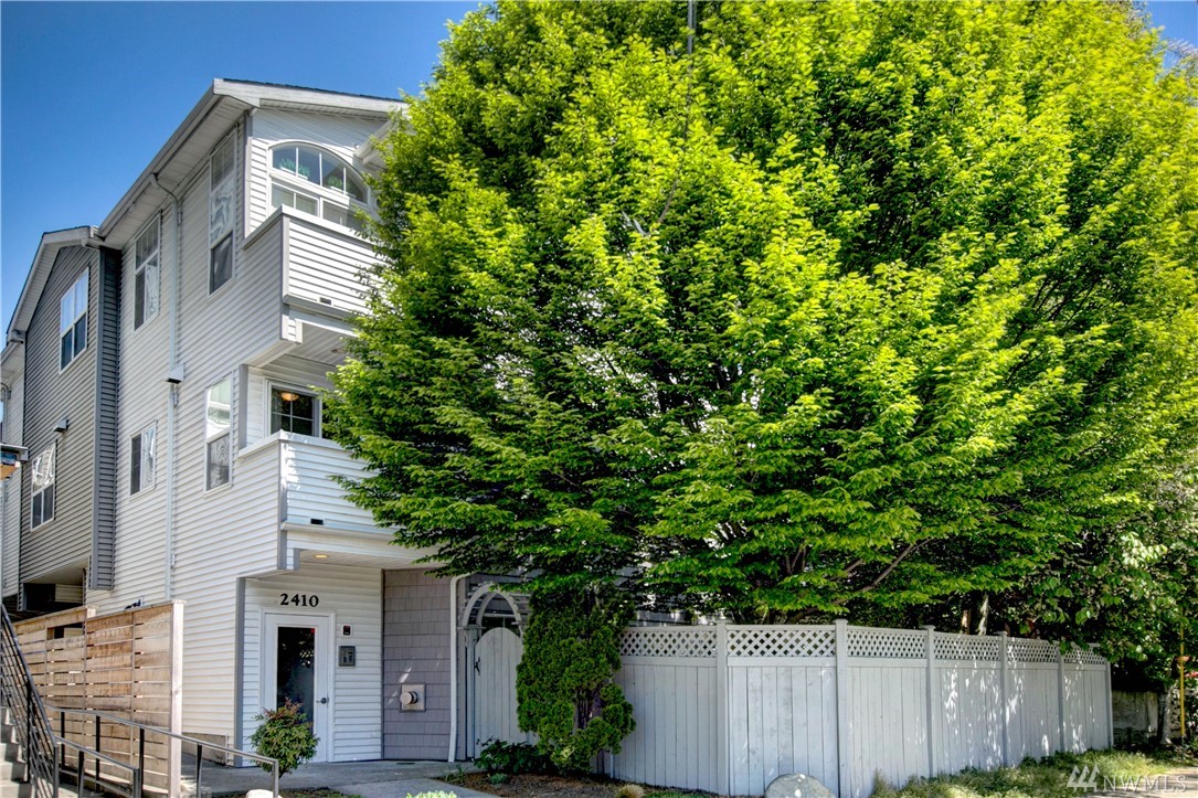 2410 NW 58th St Unit 202 Unit 202 Seattle WA 98107