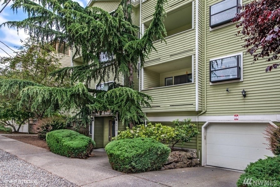 8816 Nesbit Ave N Unit 10 Unit 10 Seattle WA 98103