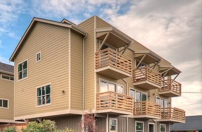 9220 16th Ave SW Unit B Unit B Seattle WA 98106