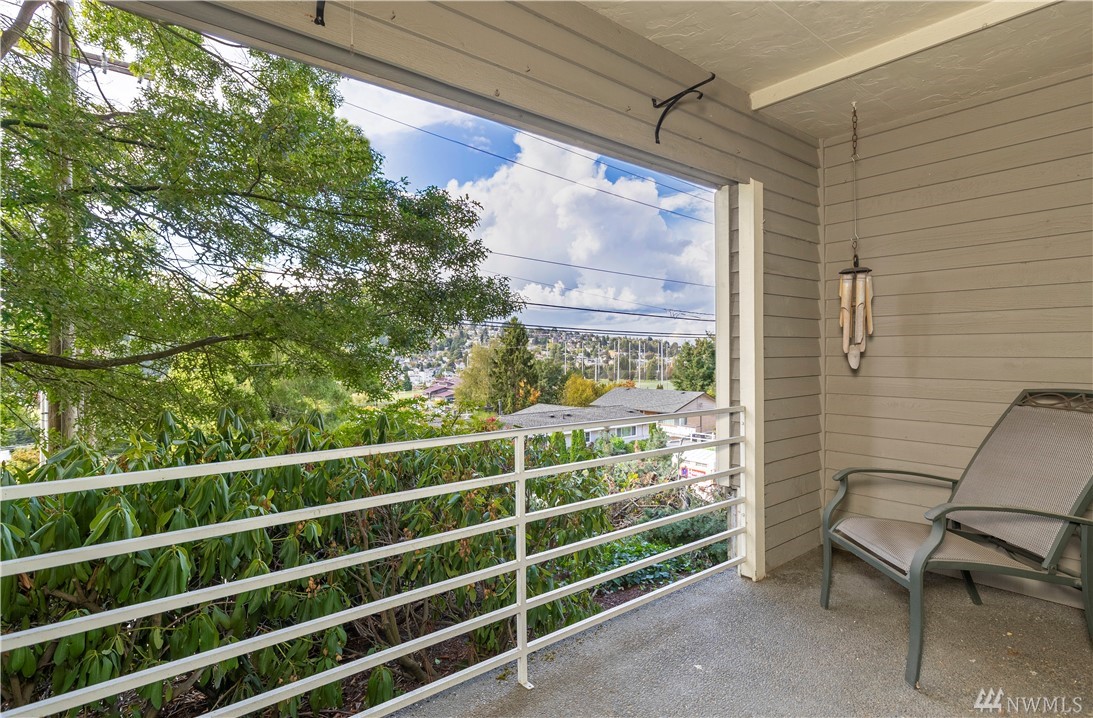 2572 14th Ave W Unit 101 Unit 101 Seattle WA 98119