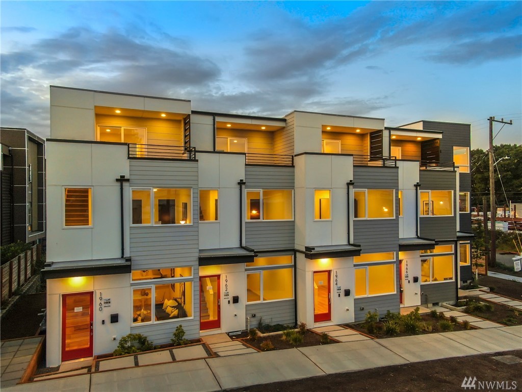 1962 S Grand St Unit  Seattle WA 98144