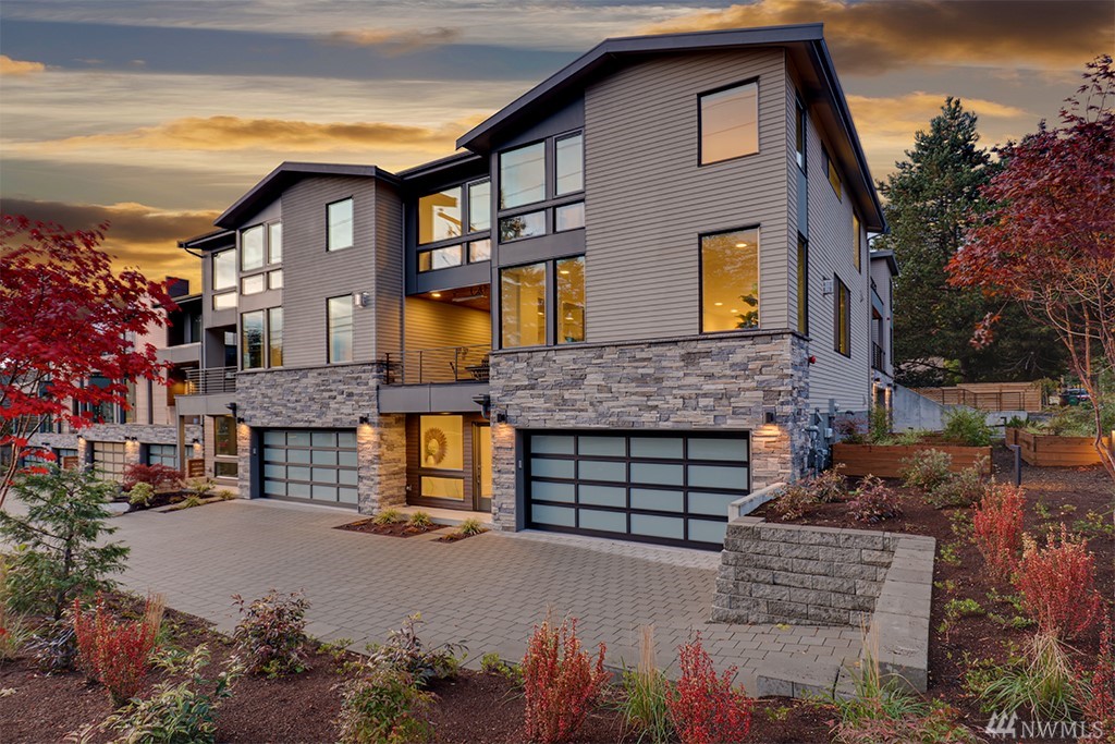 11518 Ne 87th St Kirkland WA 98033