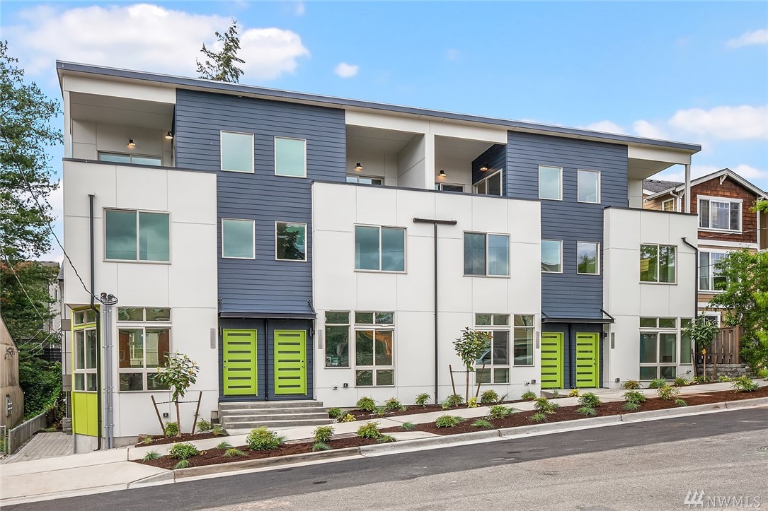 12031 B 33rd Ave NE Unit  Seattle WA 98125