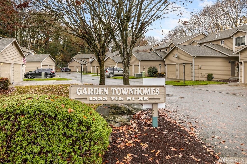 1222 7th St SE Unit B Unit B Puyallup WA 98372