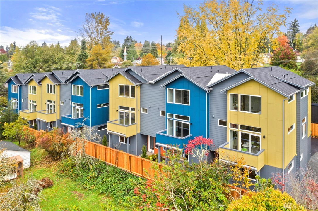 19848 25th Ave NE Unit  Shoreline WA 98255