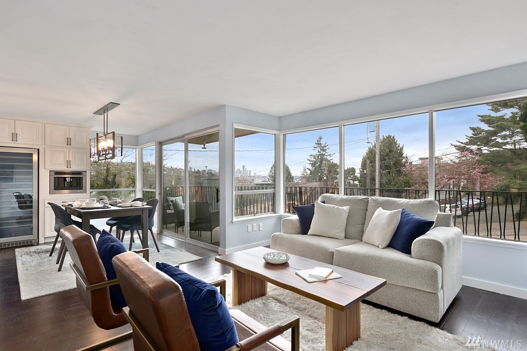 2348 W Newton St Unit 2 Unit 2 Seattle WA 98199