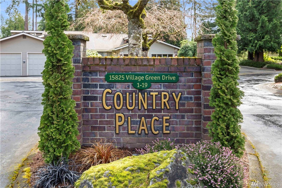 15825 Village Green Dr Unit 11 Unit 11 Mill Creek WA 98012