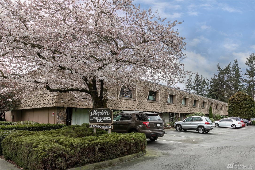 20714 76th Ave W Unit 8 Unit 8 Edmonds WA 98026