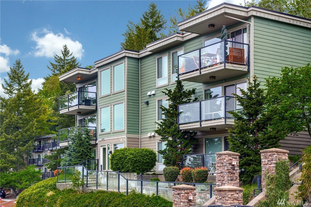 3200 81st Pl SE Unit A103 Unit A103 Mercer Island WA 98040