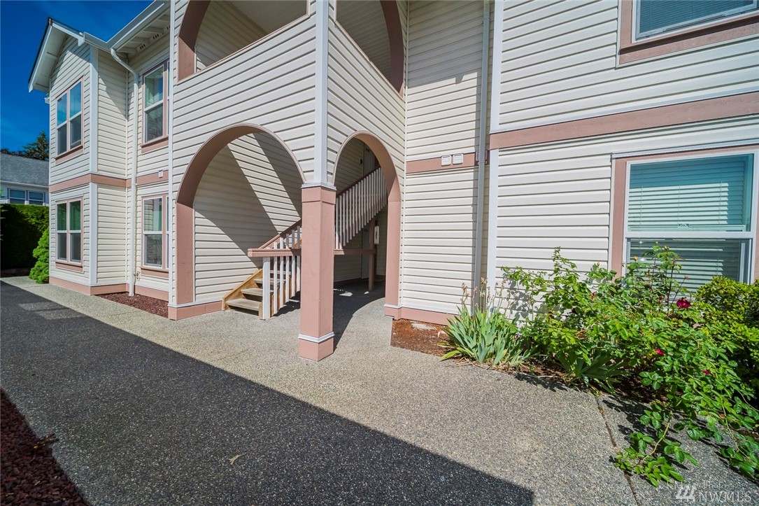4827 67th St NE Unit B102 Unit B102 Marysville WA 98270