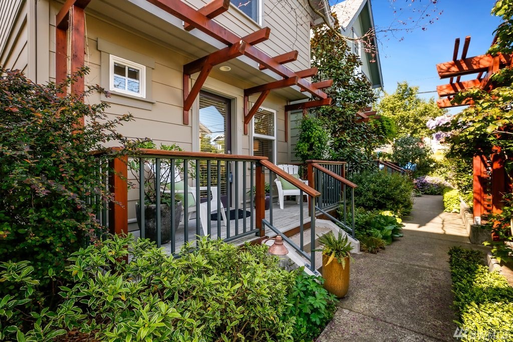 6318 5th Ave NE Unit H Unit H Seattle WA 98115