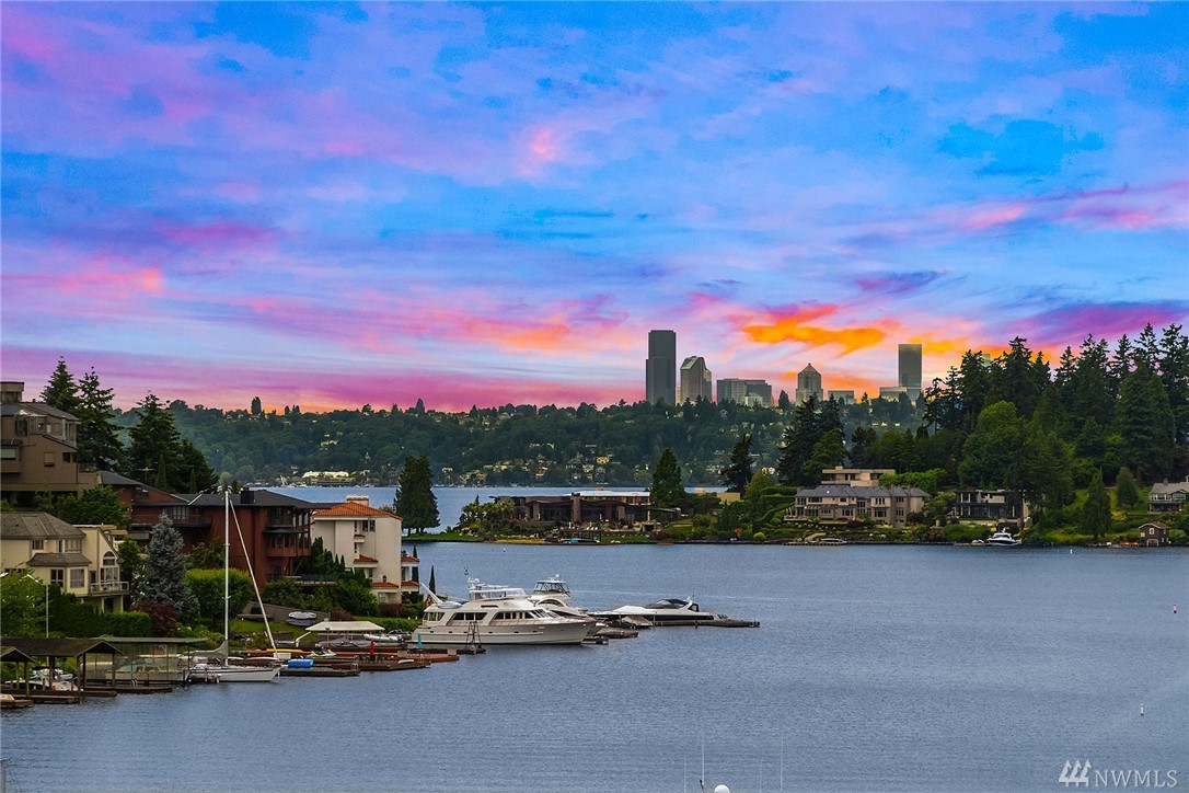 10000 Meydenbauer Way SE Unit 4 Unit 4 Bellevue WA 98004