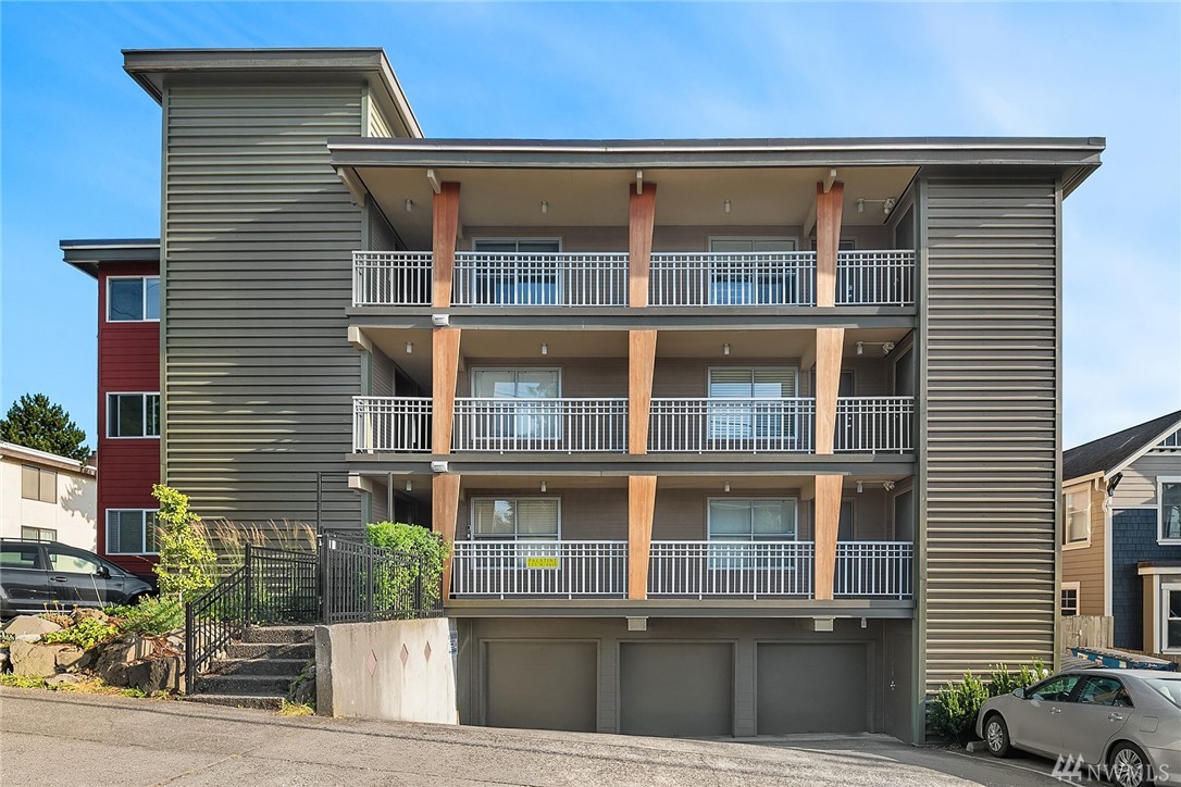 121 N 46th St Unit 402 Unit 402 Seattle WA 98103