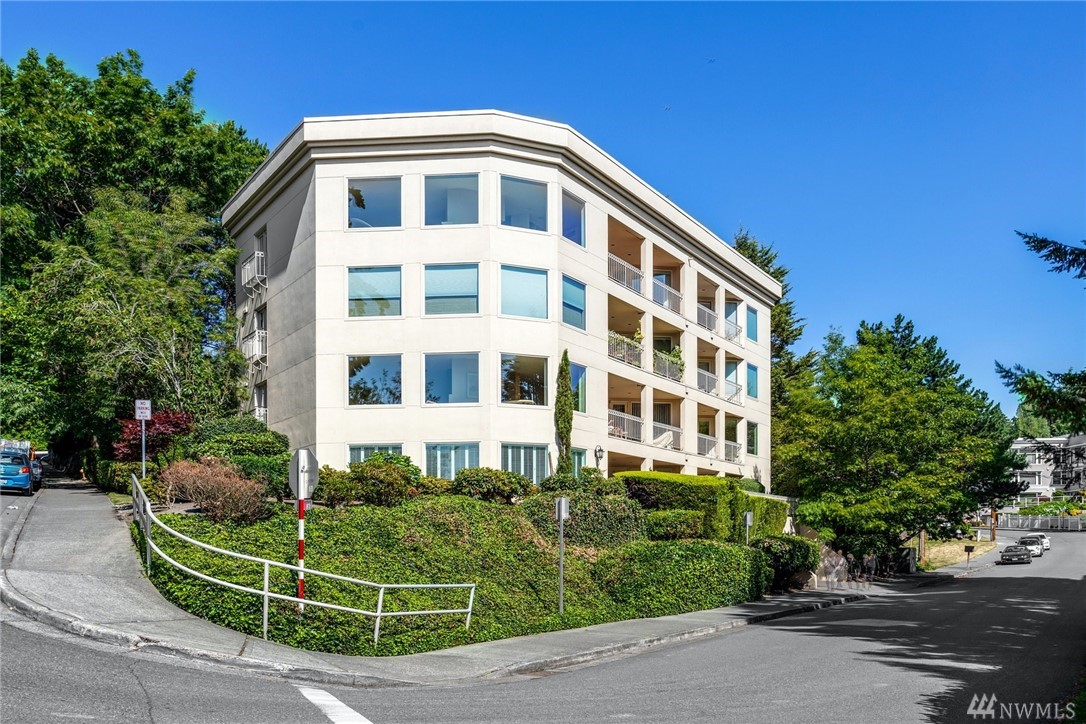 10000 Meydenbauer Way SE Unit 5 Unit 5 Bellevue WA 98004