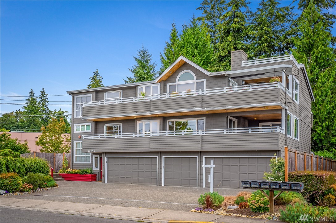 19238 15th Ave NW Unit 2 Unit 2 Shoreline WA 98177