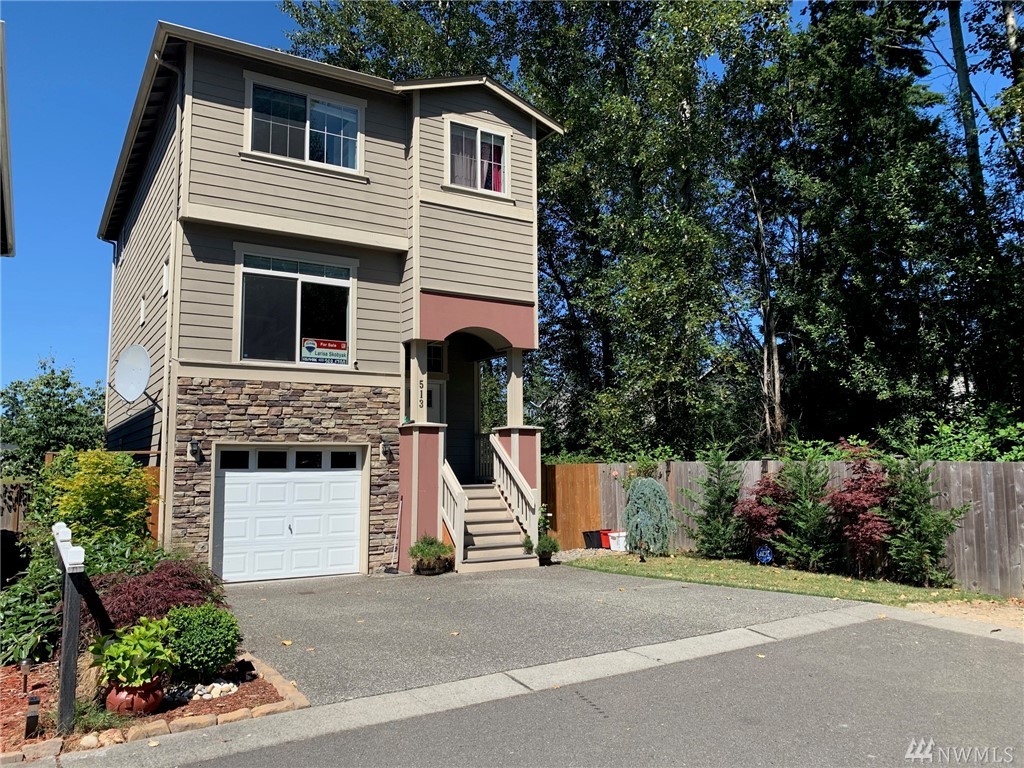 513 95 Ct SE Everett WA 98208