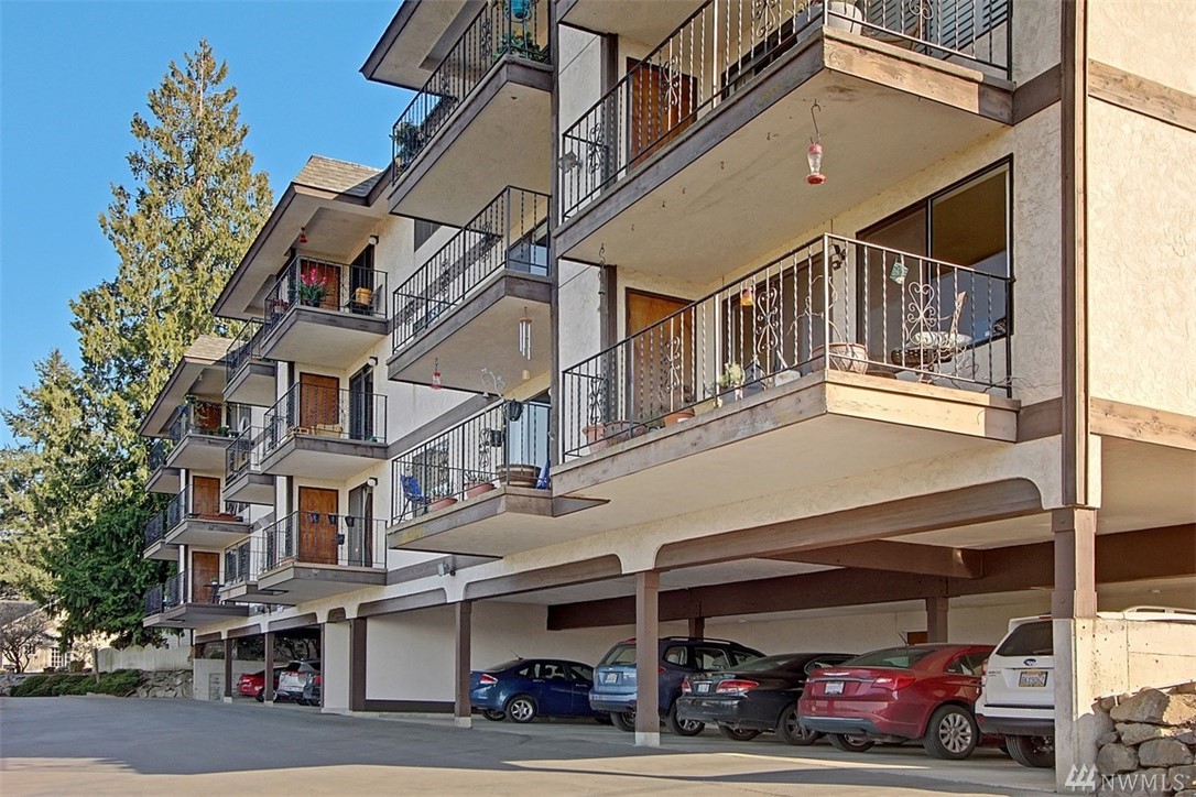 317 Kennebeck Ave S Unit 304 Unit 304 Kent WA 98030