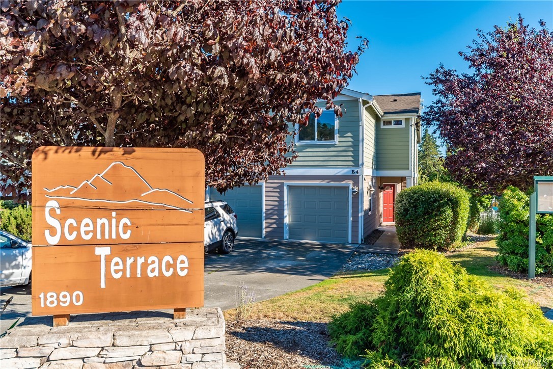 1890 SW Scenic Heights St Unit B-4 Unit B-4 Oak Harbor WA 98277