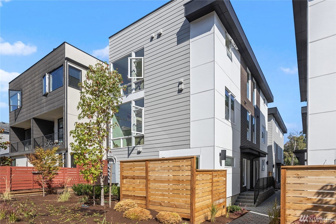 132 W Florentia St Unit B Unit B Seattle WA 98119