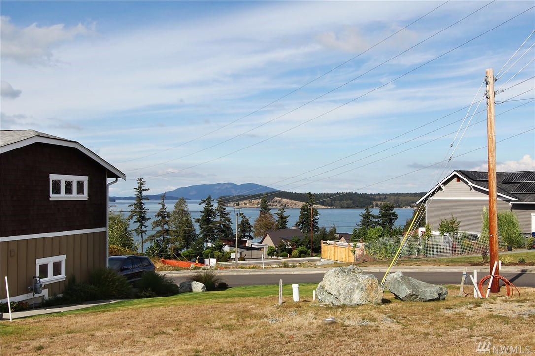 3903 Isle Way Unit  Anacortes WA 98211