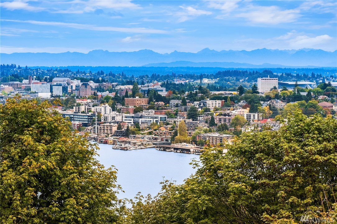 1900 Taylor Ave N Unit B Unit B Seattle WA 98109