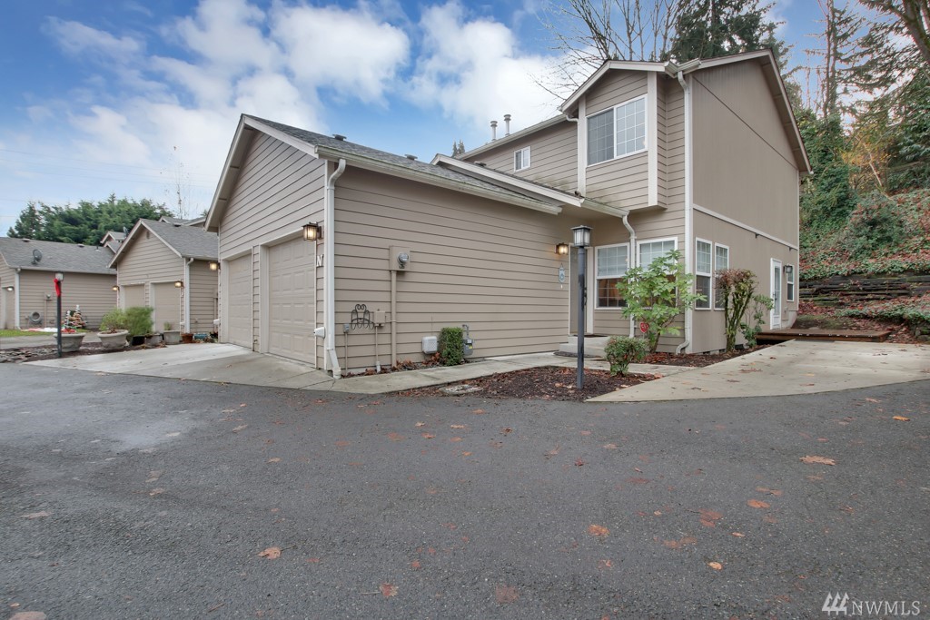 1222 7th St SE Unit N Unit N Puyallup WA 98372