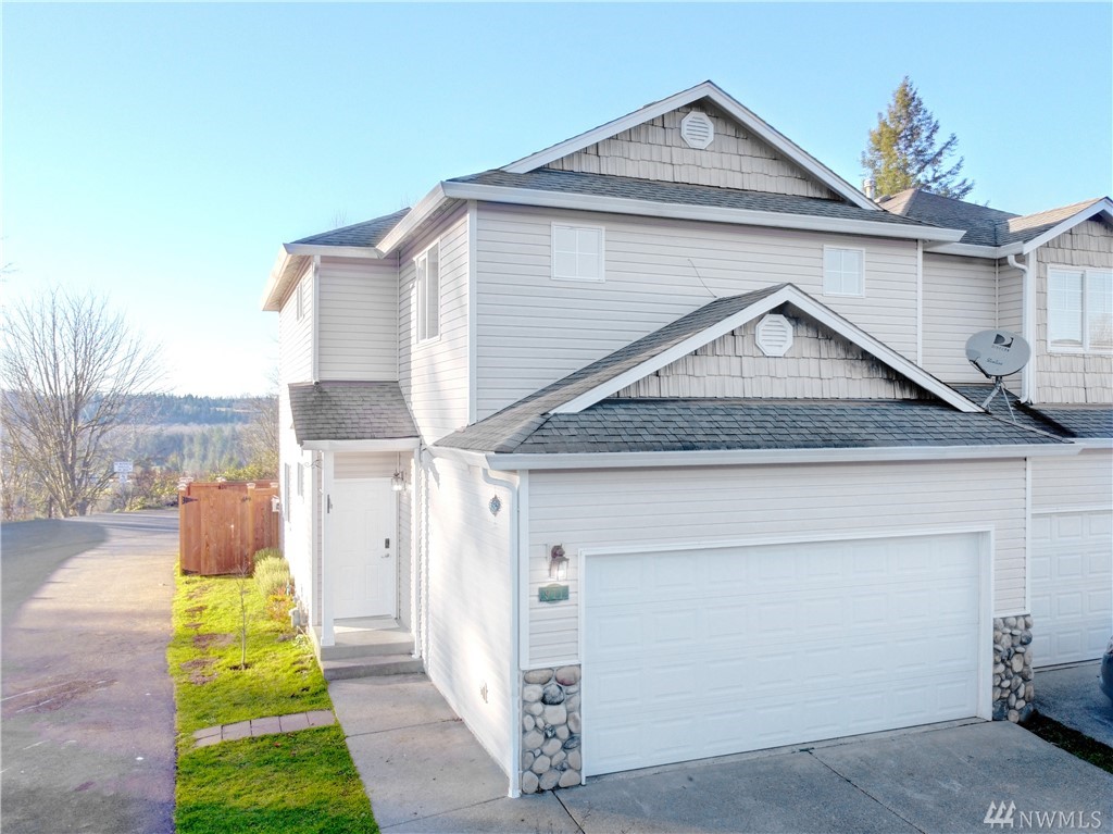 911 Loves Hill Dr Sultan WA 98294